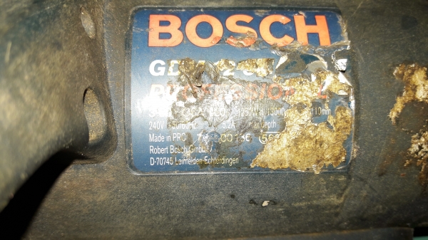 ขายเลื่อยวงเดือนตัดคอนกรีตและไม้ BOSCH ขนาด4 นิ้ว