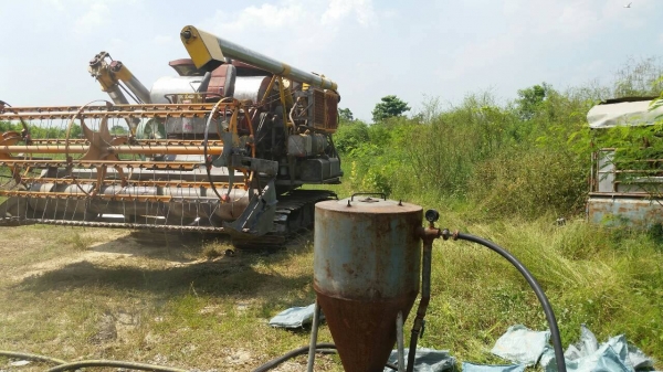 Sell> ขายเครื่องยิงทราย AIRMAN 175 มาพร้อมกับเครื่องดีเซล อีซูซุ 240 เดิมใช้ยิงทรายรถเกี่ยวข้าวครับ เครื่องใช้งานอยู่ เอาไปพร้อมใช้งานได้ทันทีครับ