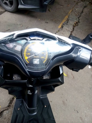 ขายลูกเดียวclick110หัวฉีด ปี2552รถบ้านๆ มีเล่มเอกสารครบ ขายลูกเดียวclick110หัวฉีด ปี2552รถบ้านๆ มีเล่มเอกสารครบ