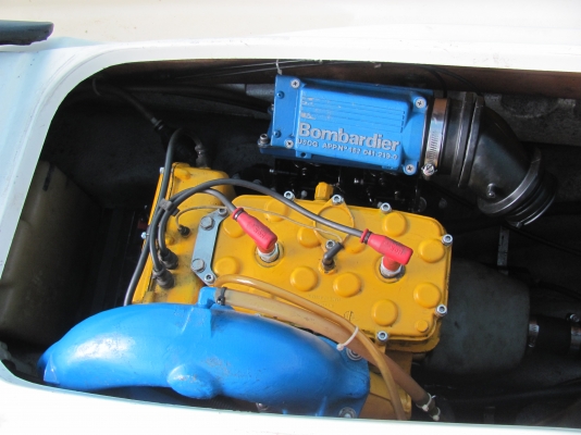 ขายSeadoo580 มีถอยหลัง  สภาพใหม่ๆ ใช้อีกยาวๆ รับประกันเครื่องให้ครับ มีคลิ