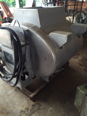 ขายถังเติมน้ำมันขนาด 1000 ลิตร พร้อมใช้งาน ขายถังเติมน้ำมันขนาด 1000 ลิตร พร้อมใช้งาน