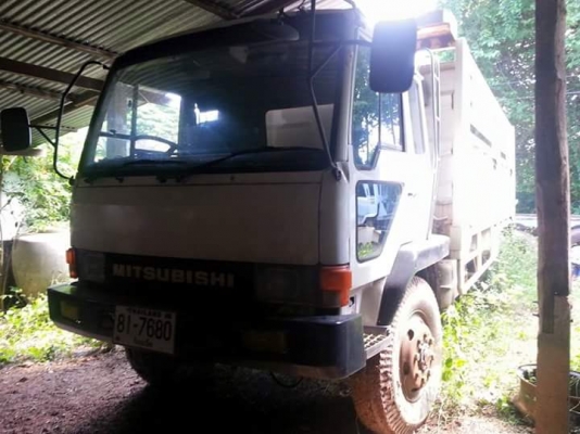 ขายดั้ม2เพลา MITSUBISHI FN527M-TF เครื่อง220เทอร์โบ โลฮาย10สปีด มีลำโพงลากพ่วง สภาพพร้อมใช้งาน เอกสารพร้อมโอน สนใจโทร 090-8588220คุณนะ 093-3258446คุณบิว หรือเข้าดูสินค้าอื่นๆได้ที่ www.truck.in.th/498 หรือเพจFacebook ณรงค์ ซื้อขายรถมือสอง (เว็บไซต์ส่วนตัว