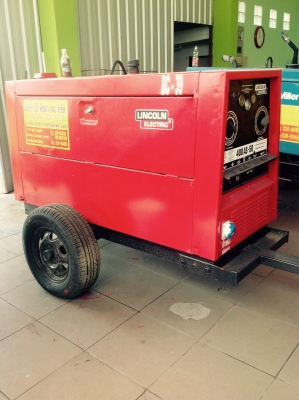 (โล๊ะ) ขายเครื่องเชื่อมสนาม lincoln 400as 28 เครื่อง ขายเหมาทั้งหมด 600000 บาทครับ