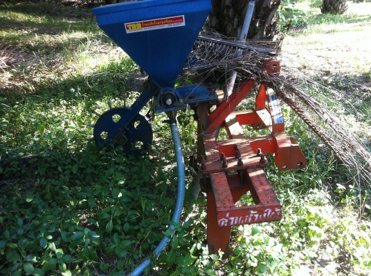 ขายเครื่องฝังปุ๋ย