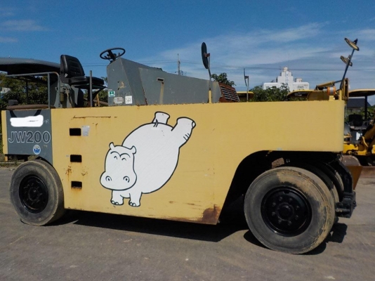 รถบดล้อยาง 9 ล้อ Komutsu JW200 #10216 1993yr 1432hrs รถนำเข้าจากญี่ปุ่นค่ะ สนใจติดต่อ ใหม่ 061-4194022