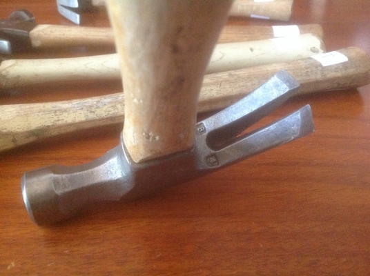 ขายค้อนเก่าเมกา 16 OZ สวยๆ ทุกเต้าๆ ละ 700 รวมส่ง