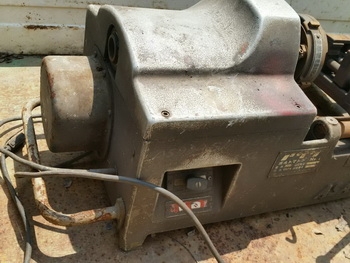 ขาย เครื่องตร๊าฟเกลียว เก่าญี่ปุน่ ไฟ100v ท่อ1.5" ราคา 7,500 บาทครับ ขาย เครื่องตร๊าฟเกลียว เก่าญี่ปุน่ ไฟ100v ท่อ1.5" ราคา 7,500 บาทครับ