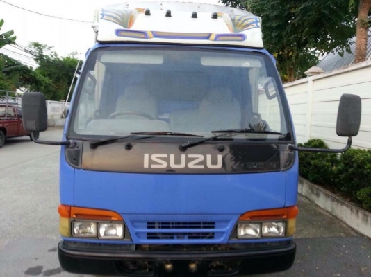 ขาย 4 ล้อห้าง ทะเบียนไม่ติดเวลา สวย ๆ ครับ