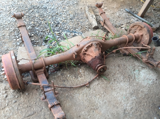 ขายเพลาท้ายพร้อมแหนบ TOYOTA รถตู้ ไฮเอท