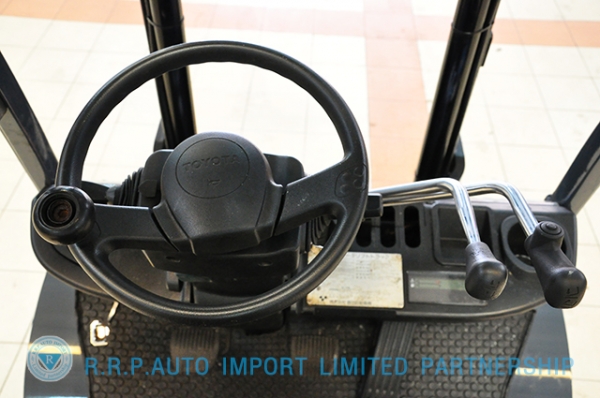 ขายรถโฟล์คลิฟท์มือสอง TOYOTA รุ่น 8FG20 ราคา xxx,xxx บาท นำเข้าจากประเทศญี่ปุ่น 100\% ไม่เคยใช้งานในไทย