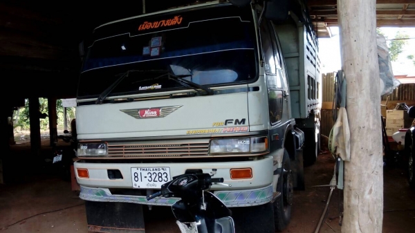 สิบล้อ ฮีโน่ FM3H195 ปี39 เครืองเกียร์ ดั้มสภาพดีสวยเดิมๆพร้อมใช้ ทะเบียนพร้อมโอน ราคา 875,000บ ต่อรองได้