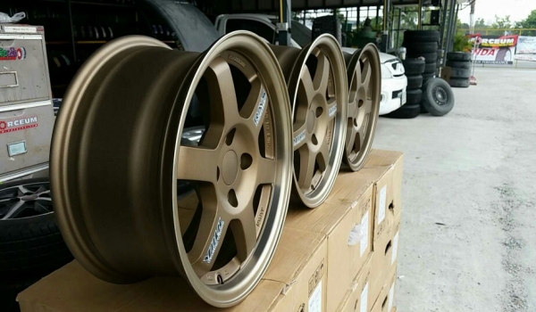 ล้อแม็กใหม่ขอบ15 Te37 ล้อแม็กใหม่ขอบ15 Te37