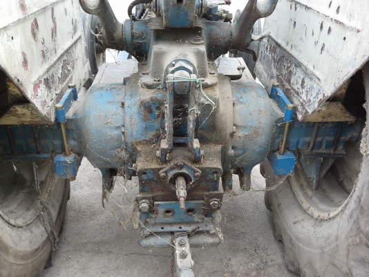 รถไถ Ford 6600