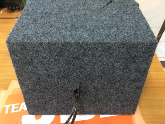 ขายลำโพงซับ 10" SOUND STREAM SPL10 พร้อมตู้ปิด ขายลำโพงซับ 10" SOUND STREAM SPL10 พร้อมตู้ปิด