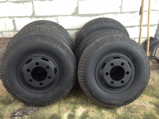 ขายยาง6ล้อ6รู6เส้น 7.50-16 สภาพสวยเลยครับ ขายถูก 17000 บาท