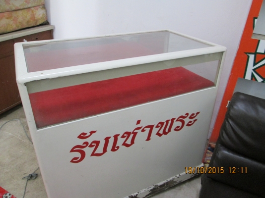 ตู้เช่าพระ  สภาพใหม่  ขาย  3500บาท