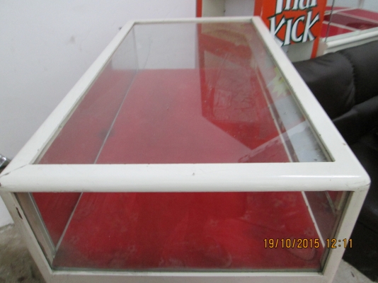 ตู้เช่าพระ  สภาพใหม่  ขาย  3500บาท