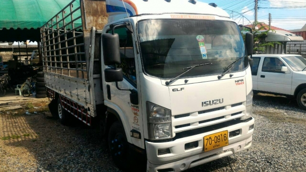 หกล้อ อีซูซุ NPR150ปี52ยาว5ม สภาพดีสวยบางเดิมพร้อมใช้ ทะเบียนพร้อมโอน ราคา 675,000บ ราคาตัดพ่อค้าเลย ครับ