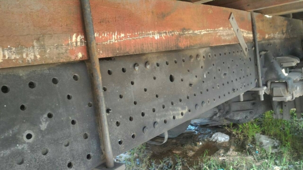 หกล้อ อีซูซุ NPR150ปี52ยาว5ม สภาพดีสวยบางเดิมพร้อมใช้ ทะเบียนพร้อมโอน ราคา 675,000บ ราคาตัดพ่อค้าเลย ครับ