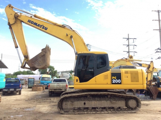 ขายPC200-7 ชั่วโมง9XXX เอกสารครบพร้อมใช้ช่วงล่างเต็ม ติดต่อคุณอ๊อฟ พิจิตร 086-737-9991