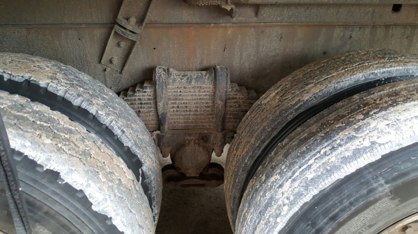 รถอีซุซุ 10 ล้อดั้ม FXZ 270 แรงม้า ปี 48.  ( ขายแม่ , ลูก. )    สนใจติดต่อ  081 - 6079515