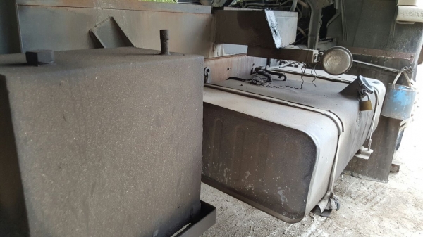 รถอีซุซุ 10 ล้อดั้ม FXZ 270 แรงม้า ปี 48.  ( ขายแม่ , ลูก. )    สนใจติดต่อ  081 - 6079515