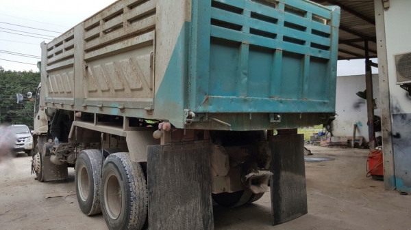 รถอีซุซุ 10 ล้อดั้ม FXZ 270 แรงม้า ปี 48.  ( ขายแม่ , ลูก. )    สนใจติดต่อ  081 - 6079515