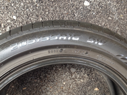 ยางDUNLOP 205 55R16ปี2014สวยถูกคุ้ม ยางDUNLOP 205 55R16ปี2014สวยถูกคุ้ม