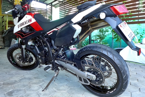 ขาย D-TrackerX 250 โฉมปี 2011 สีขาว-แดง ลดราคา 89,000