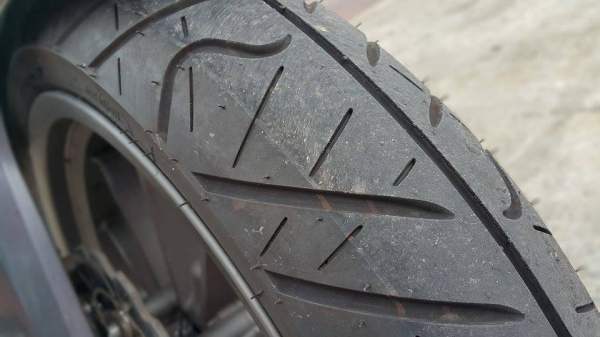 มาใหม่จ้า TNT300 2015 วิ่ง 500 กิโลตรวจสอบได้ ขายถูก พร้อมขี่ ต่อรองได้ครับ