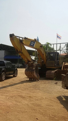 รถแมคโค