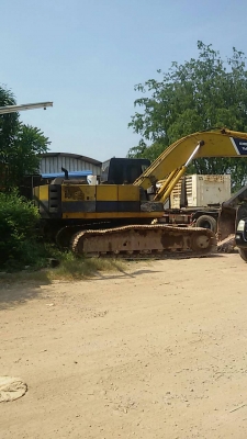 รถแมคโค รถแมคโค