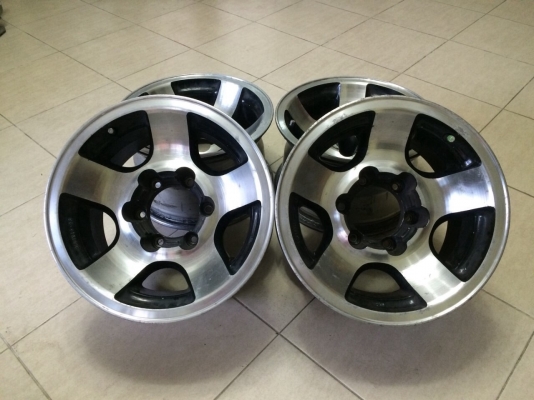 ล้อลาย vx 80 ขอบ 15 สวยๆครับ