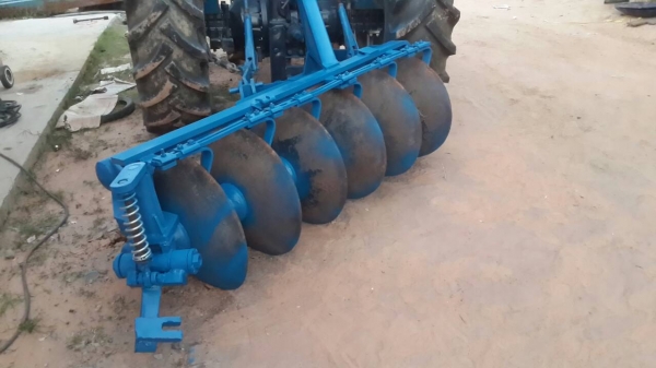 หาง6CMTใส่รถไถฟอร์ด หาง6CMTใส่รถไถฟอร์ด