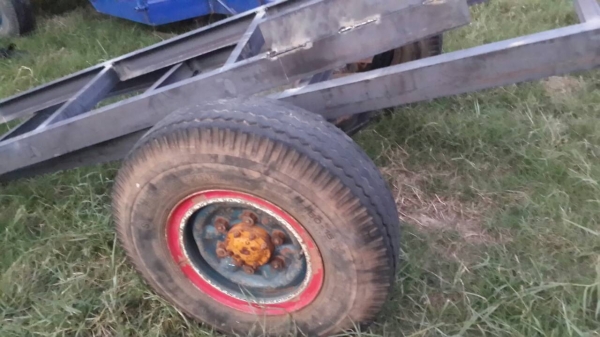 พ่วงลากมีเฉพาะช่วงล่างกว้าง75เซ็นติเมตรยาว320เซ็นติเมตร พ่วงลากมีเฉพาะช่วงล่างกว้าง75เซ็นติเมตรยาว320เซ็นติเมตร