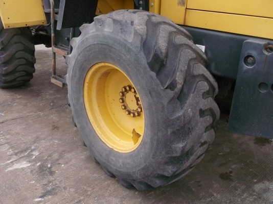 WA100-5 ตรงจากญี่ปุ่น ขายแล้ว1คันเหลืออีก 1 ใครสนใจติดต่อมาได้ตลอดครับ