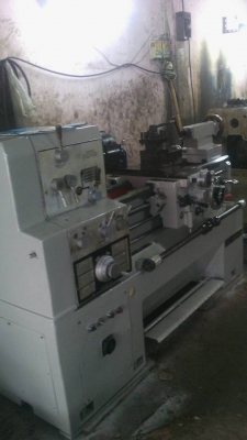 ขายครับขายเครื่องกลึงจีน ขนาด 5 ฟุต รุ่น 400 &times; 750 นิ้ว - มิล ในตัว สาดสีใหม่ สภาพสวย พร้อมใช้ 135000 บาท 0814583376 เอก ปทุม