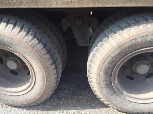 ขายดาวน์22ล้อดั้มพ์ ISUZU MP1FXZ777DT เครื่อง360แรงม้า กับหาง3เพลาแท้ ปี56 สนใจโทร 081-970-1072