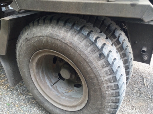 ขายดาวน์22ล้อดั้มพ์ ISUZU MP1FXZ777DT เครื่อง360แรงม้า กับหาง3เพลาแท้ ปี56 สนใจโทร 081-970-1072