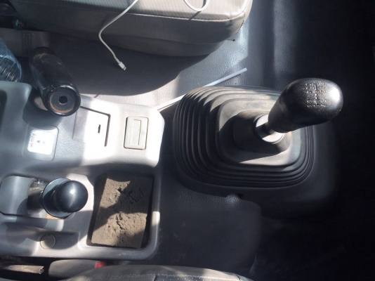 ขายดาวน์22ล้อดั้มพ์ ISUZU MP1FXZ777DT เครื่อง360แรงม้า กับหาง3เพลาแท้ ปี56 สนใจโทร 081-970-1072