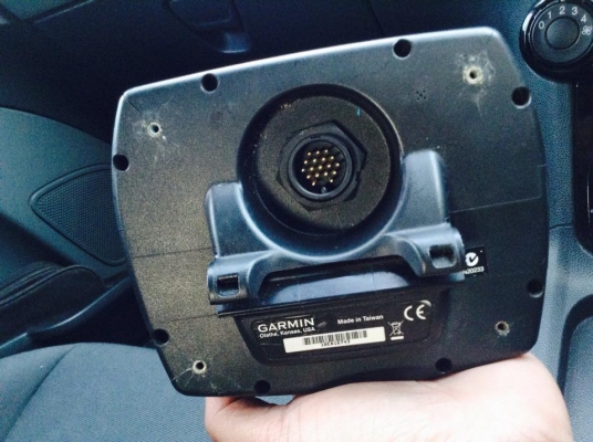 ซาวเดอร์GARMIN140 มีแต่ตัวเครื่อง เปิดติดแต่รวน เอาไปซ่อมหรือเป็นอะไหล่ได้ครับ