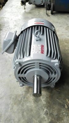 ======== Sold Out!! ========  มอเตอร์ Mitsubishi 5 HP. 220V. 2 สายไฟบ้าน สภาพนางฟ้า 99.99\% โทร 089-2499-123(Line)