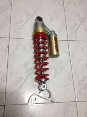 ขายSHOWAแท้ สภาพสวยให้หมดเลยตามรูป ราคา2400บาท โทร0924462525โส