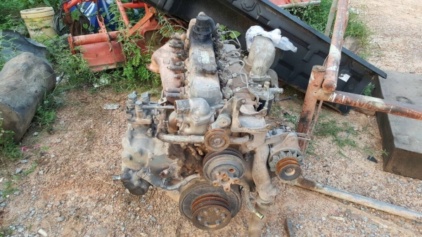 ขายเครื่อง HINO HO7C ฝาเหลี่ยม 180 แรงม้า ปั้มพาวเวอร์ อุปกรณ์ไดชาร์ต ไดสตาร์ท ปั้มลม มีใบคุมเครื่องเรียบร้อยครับ ขายเครื่อง HINO HO7C ฝาเหลี่ยม 180 แรงม้า ปั้มพาวเวอร์ อุปกรณ์ไดชาร์ต ไดสตาร์ท ปั้มลม มีใบคุมเครื่องเรียบร้อยครับ