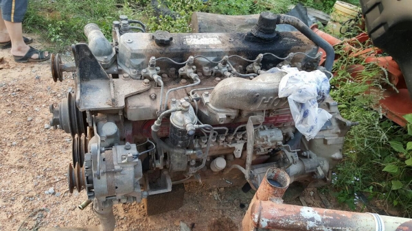 ขายเครื่อง HINO HO7C ฝาเหลี่ยม 180 แรงม้า ปั้มพาวเวอร์ อุปกรณ์ไดชาร์ต ไดสตาร์ท ปั้มลม มีใบคุมเครื่องเรียบร้อยครับ ขายเครื่อง HINO HO7C ฝาเหลี่ยม 180 แรงม้า ปั้มพาวเวอร์ อุปกรณ์ไดชาร์ต ไดสตาร์ท ปั้มลม มีใบคุมเครื่องเรียบร้อยครับ