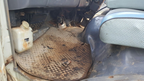 รถฮีโน่ 6 ล้อดั้ม FC2W  120 แรงม้า. ปี 37    สนใจติดต่อ  081 - 6079515