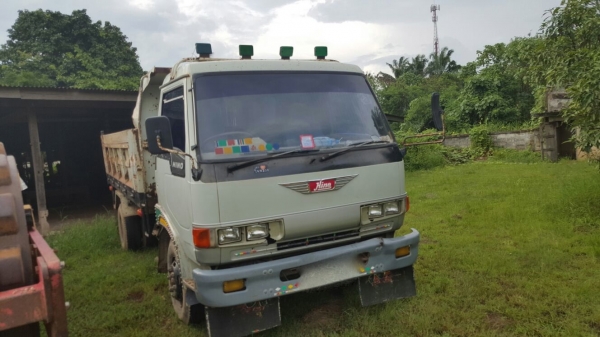 รถฮีโน่ 6 ล้อดั้ม FC2W  120 แรงม้า. ปี 37    สนใจติดต่อ  081 - 6079515