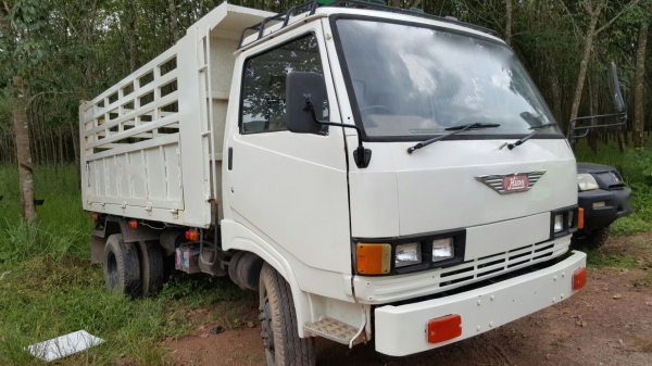 รถฮีโน่ 6 ล้อดั้ม KM777 / 117 แรงม้า.   สนใจติดต่อ  081 - 6079515