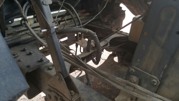 รถฮีโน่ 6 ล้อดั้ม KM777 / 117 แรงม้า.   สนใจติดต่อ  081 - 6079515