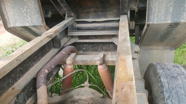 รถฮีโน่ 6 ล้อดั้ม KM777 / 117 แรงม้า.   สนใจติดต่อ  081 - 6079515